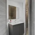 La Roche & Le فيلة سُفرييه